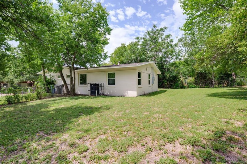 9795 Twin Creek Circle, Dallas TX 75228 - Photo 27