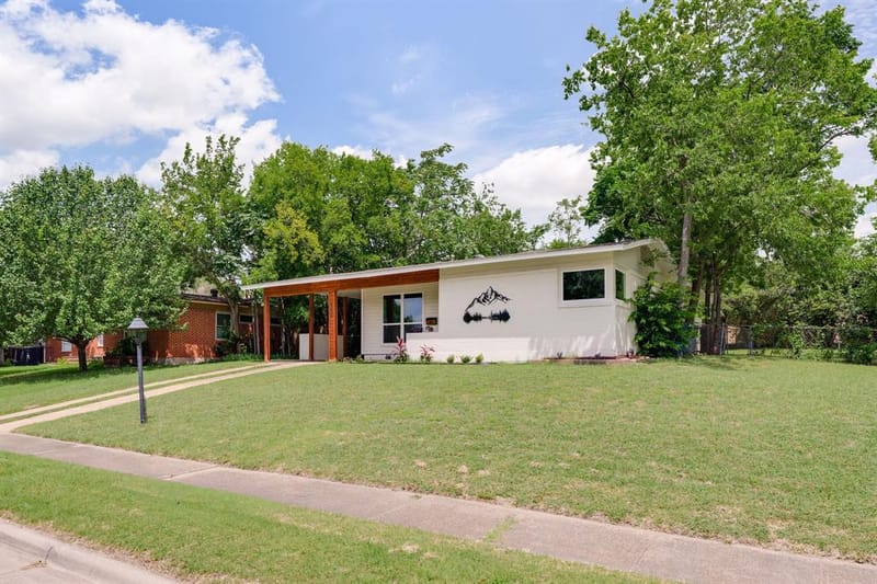 9795 Twin Creek Circle, Dallas TX 75228 - Photo 3