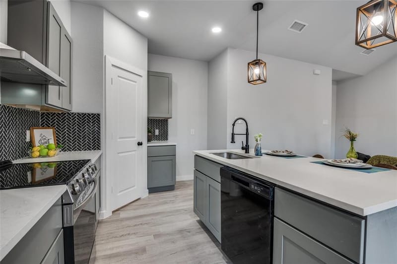 418 Kelly Lane, Seven Points TX 75143 - Photo 9