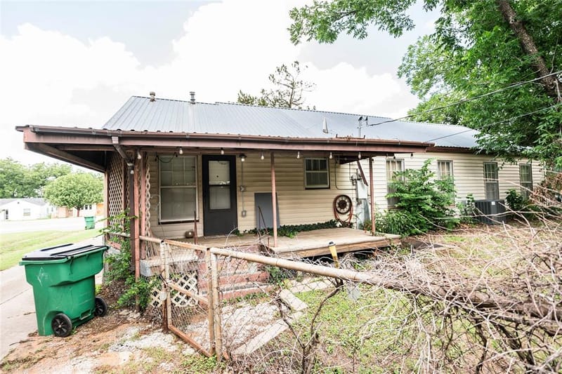 706 E Highway 82, Nocona TX 76255 - Photo 6