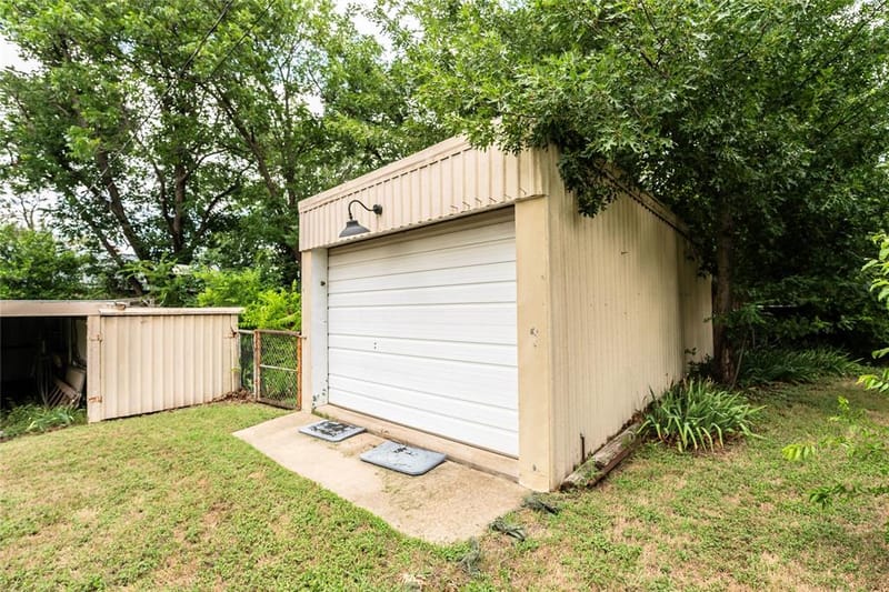 706 E Highway 82, Nocona TX 76255 - Photo 13