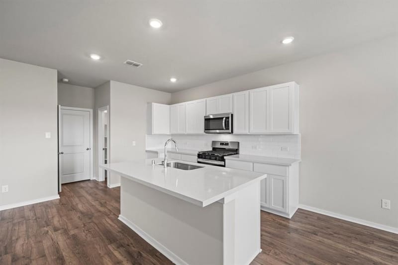 3545 Hank Drive, Heartland TX 75114 - Photo 8
