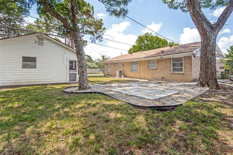 13404 Glenside Drive, Farmers Branch TX 75234 - Photo 11