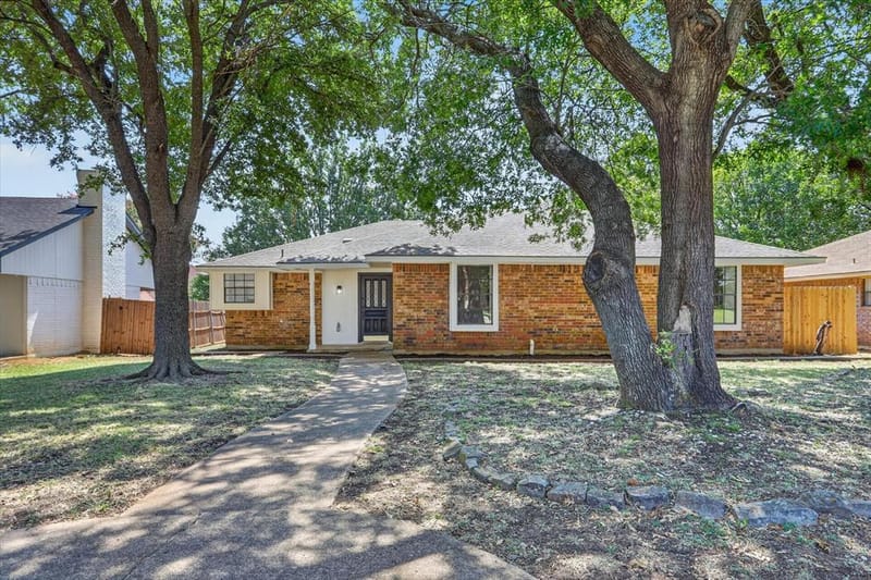 1830 Hillcroft Drive, Duncanville TX 75137