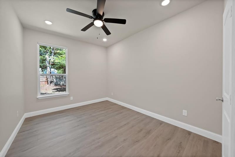 1112 Trinity Street, Cleburne TX 76031 - Photo 22