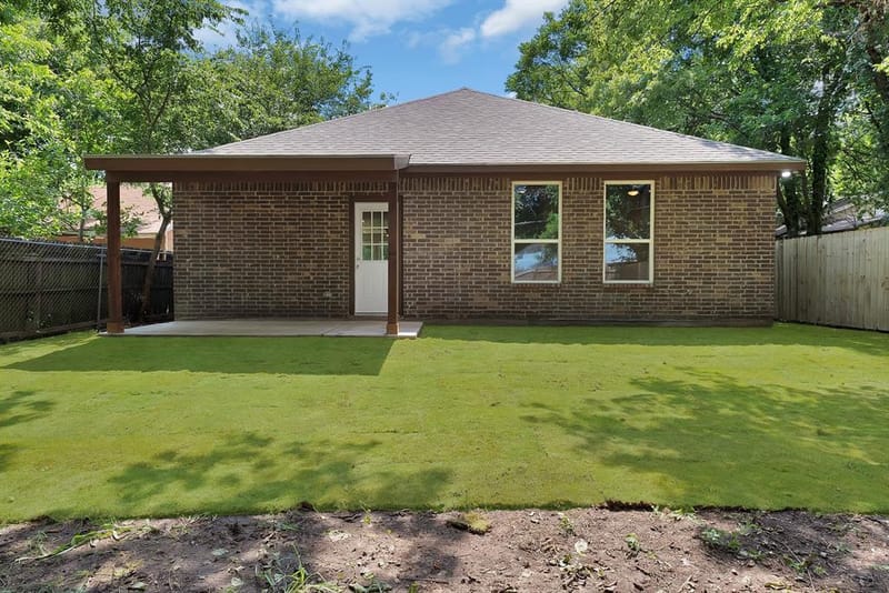 1112 Trinity Street, Cleburne TX 76031 - Photo 8