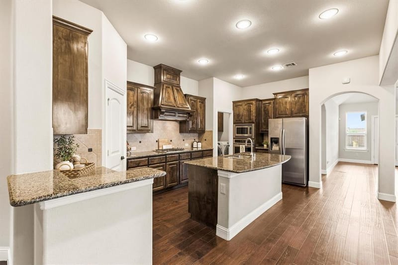 705 Challenger Drive, McKinney TX 75072 - Photo 11
