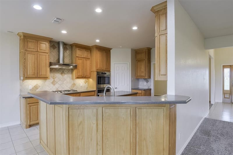 1066 West Road, Waxahachie TX 75165 - Photo 9