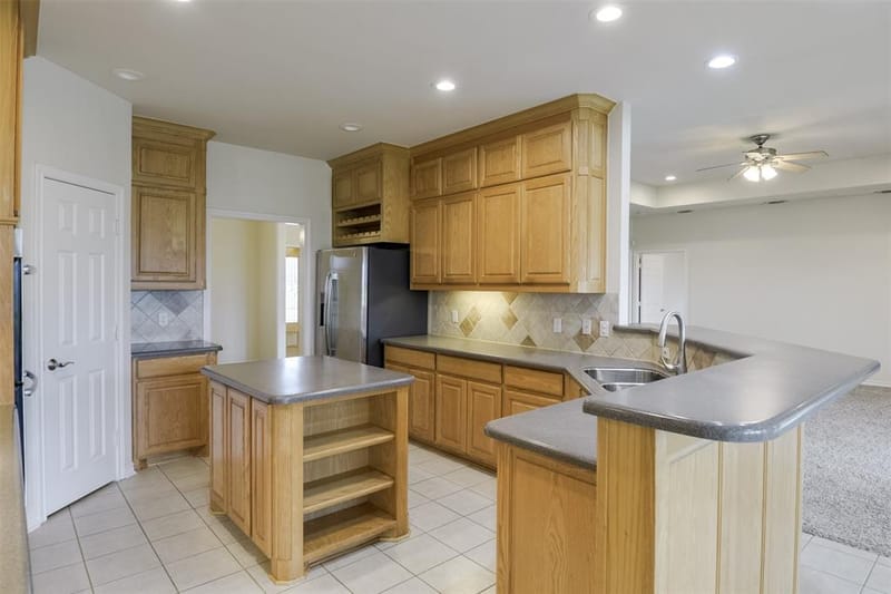 1066 West Road, Waxahachie TX 75165 - Photo 10