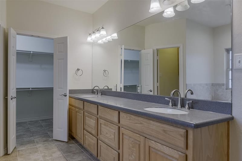1066 West Road, Waxahachie TX 75165 - Photo 31