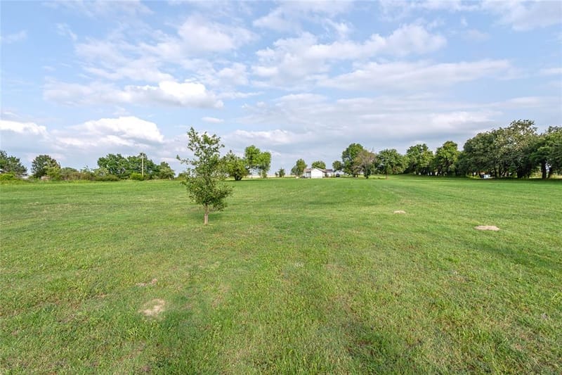 1306 Winn Road, Bowie TX 76230 - Photo 6