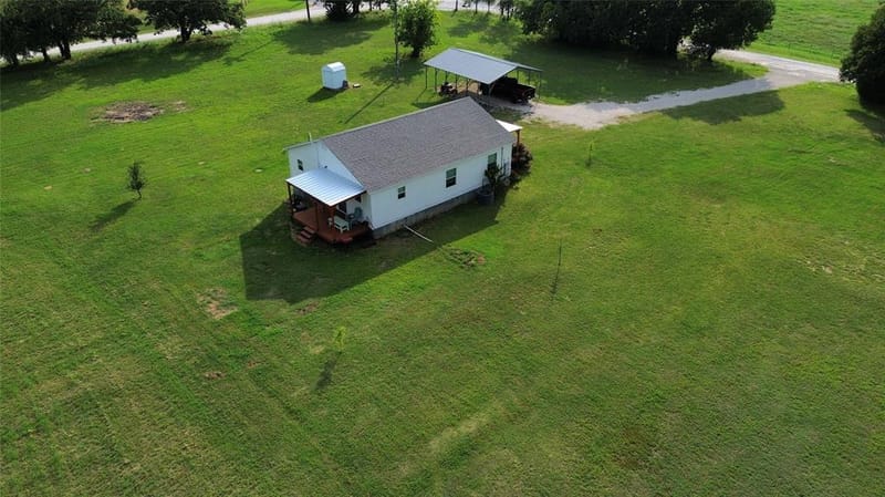 1306 Winn Road, Bowie TX 76230 - Photo 22