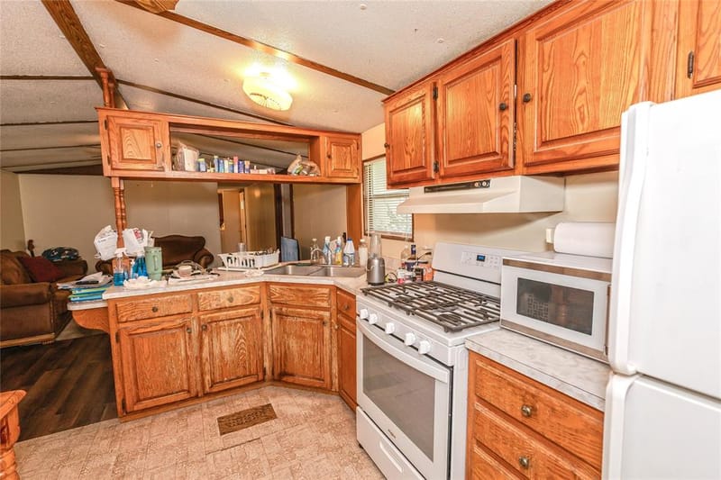 1306 Winn Road, Bowie TX 76230 - Photo 15