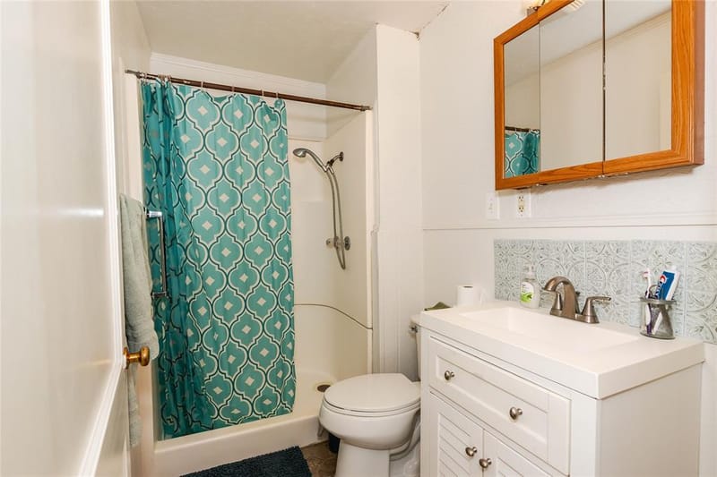 1306 Winn Road, Bowie TX 76230 - Photo 11