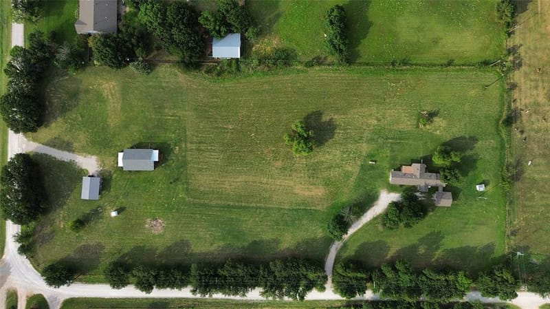1306 Winn Road, Bowie TX 76230 - Photo 19