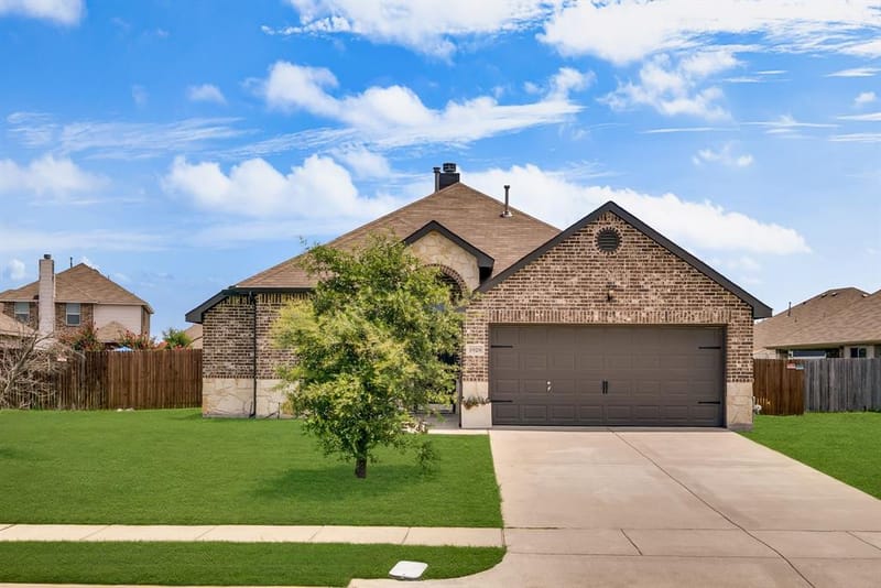 1928 Glen Meadow Drive, Royse City TX 75189 - Photo 9