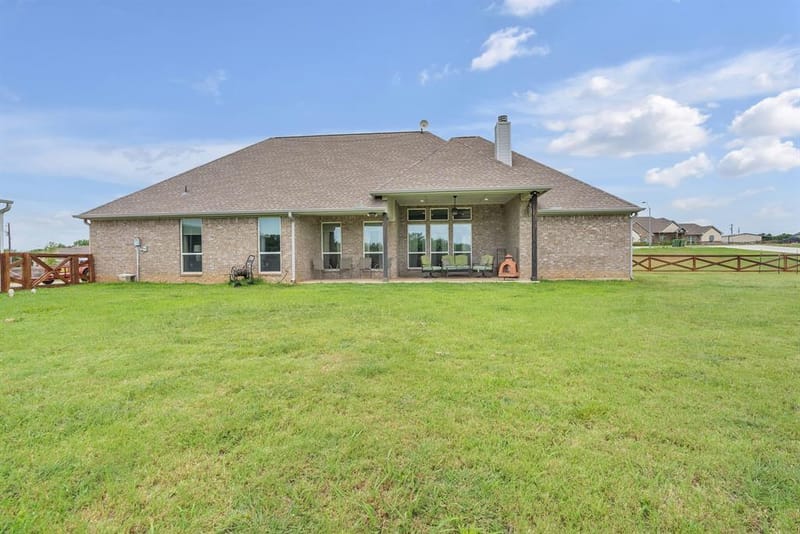 7609 Carter Ranch Road, Azle TX 76020 - Photo 6