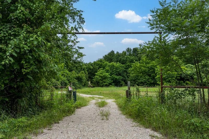 15800 County Road 4009, Mabank TX 75147