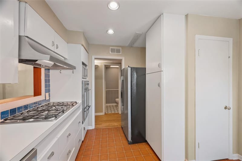 7735 Deer Trail Drive, Dallas TX 75238 - Photo 11