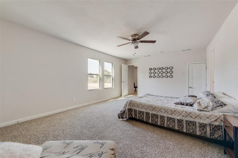 506 N Fm 156, Ponder TX 76259 - Photo 16