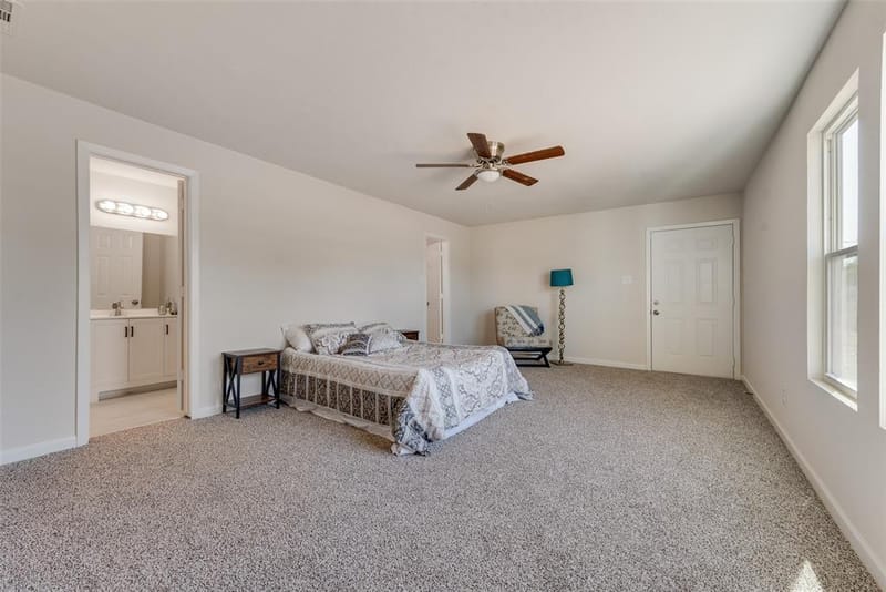506 N Fm 156, Ponder TX 76259 - Photo 15