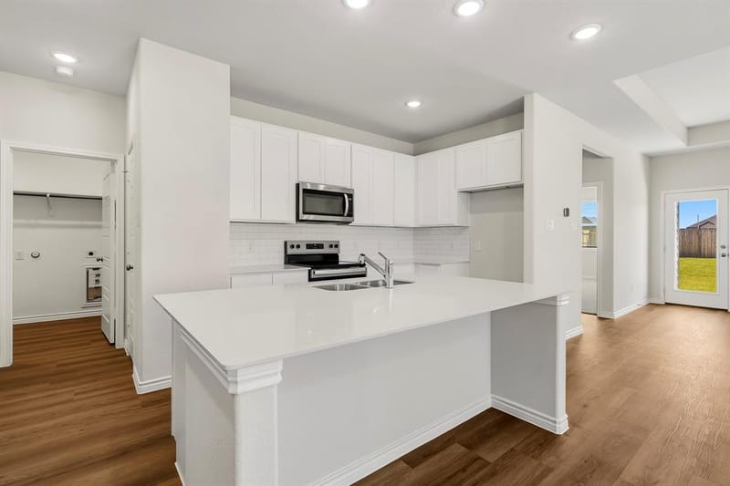 10032 Freighter Trail, Fort Worth TX 76131 - Photo 3