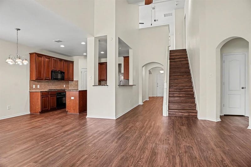 2836 Tranquilo, Grand Prairie TX 75054 - Photo 9