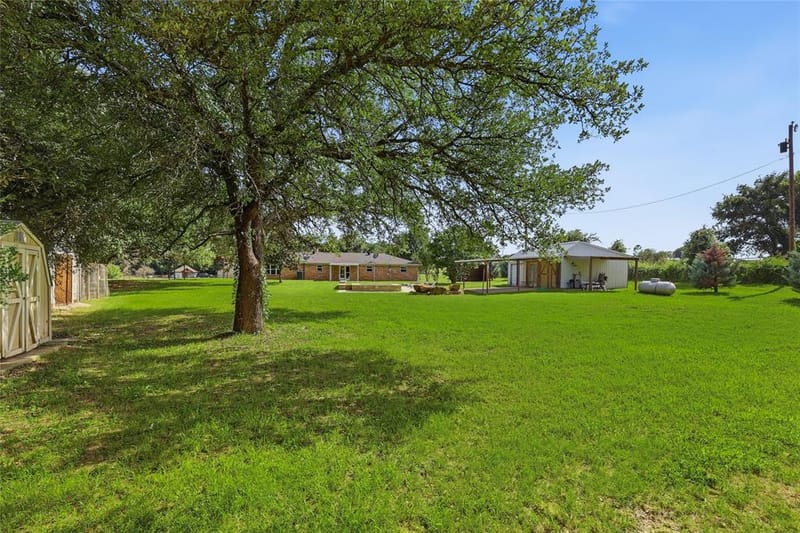 101 Pleasant Valley Lane, Weatherford TX 76087 - Photo 28