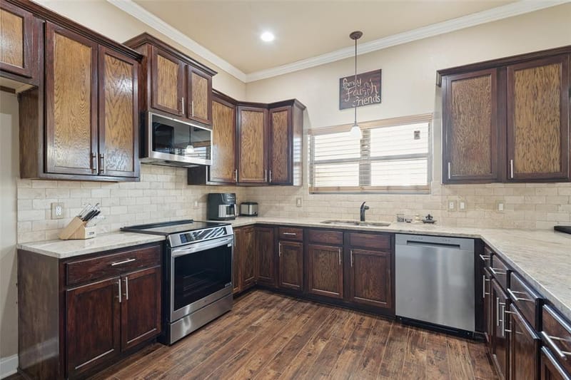 112 Brooks Street, Terrell TX 75160 - Photo 10