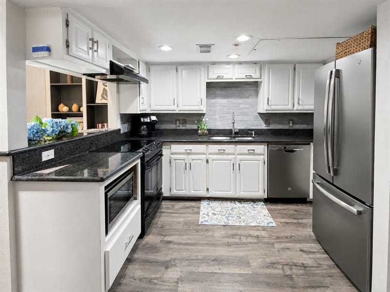 3906 Buena Vista Street # 18, Dallas TX 75204 - Photo 11