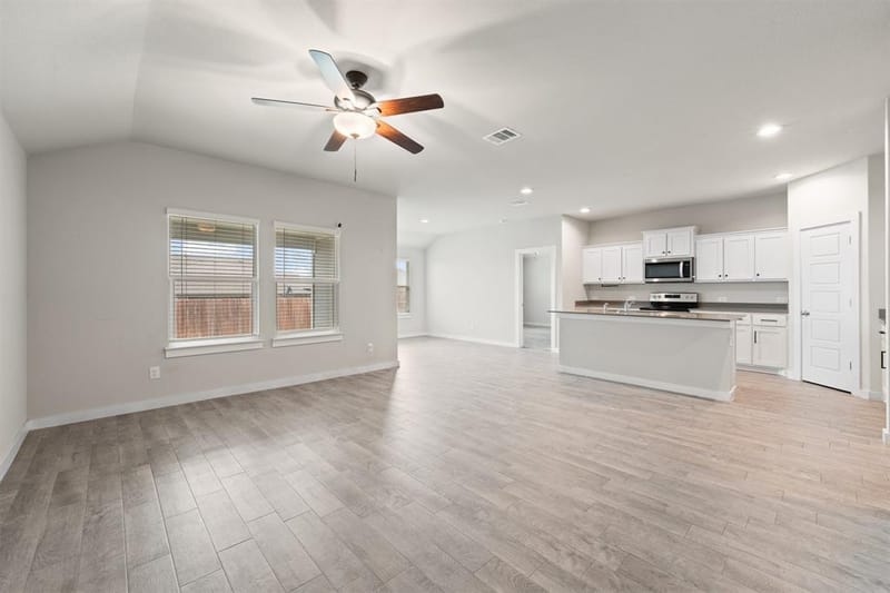 628 Turtle Creek Park Trail, Alvarado TX 76009 - Photo 6