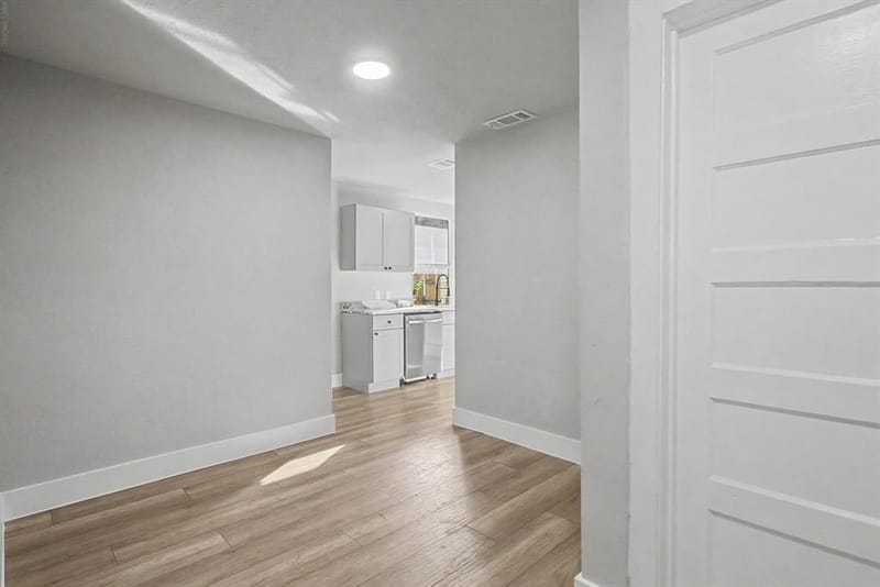 2643 Marburg Street, Dallas TX 75215 - Photo 17