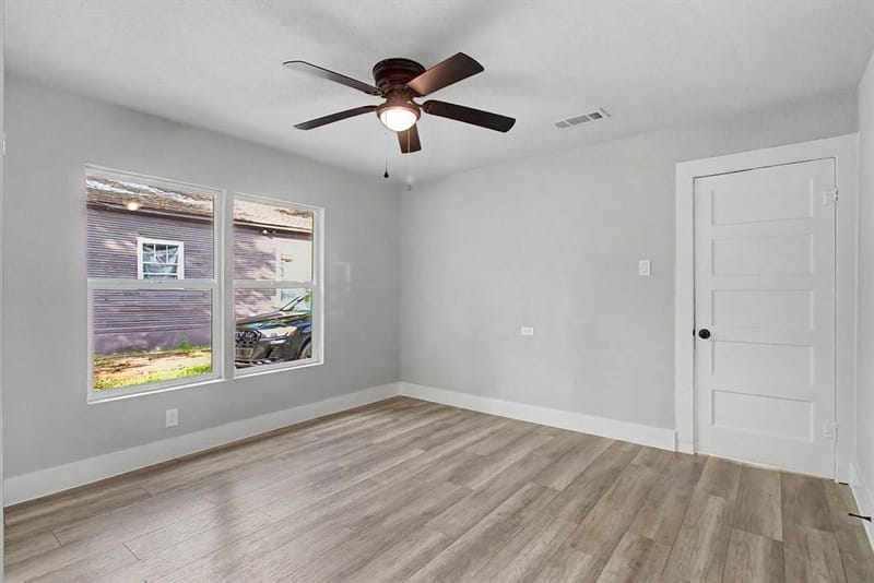 2643 Marburg Street, Dallas TX 75215 - Photo 15