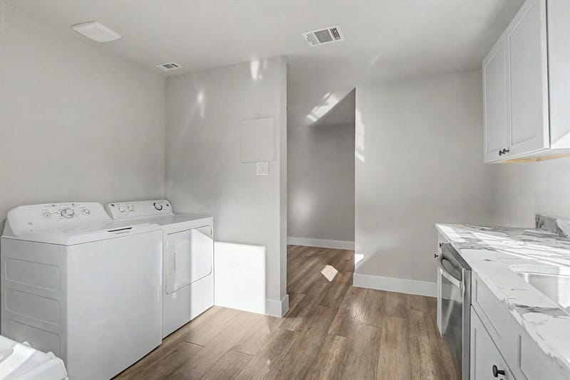 2643 Marburg Street, Dallas TX 75215 - Photo 11
