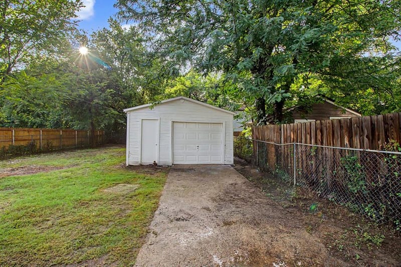 2643 Marburg Street, Dallas TX 75215 - Photo 29