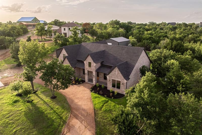 1074 Preserve Street, Weatherford TX 76085 - Photo 4