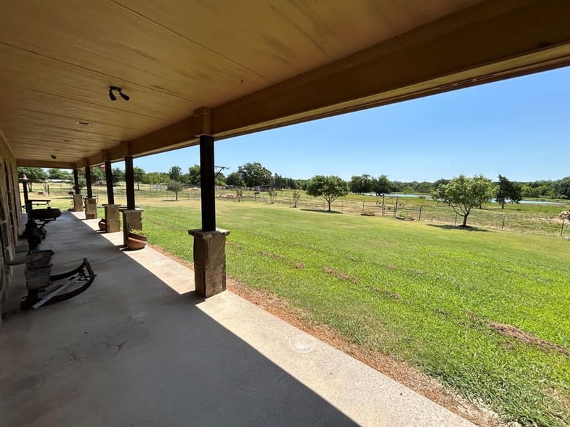 5562 County Road 1037, Celeste TX 75423 - Photo 4