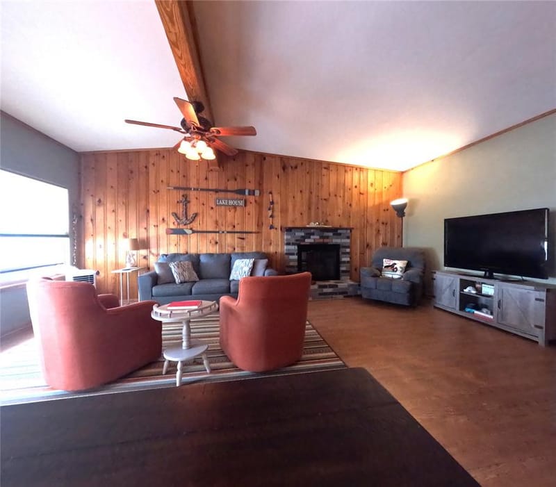 130 Marina View Court, Weatherford TX 76087 - Photo 4