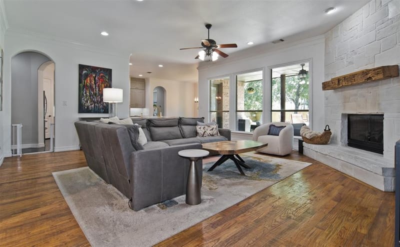 6208 Riverview Circle, Fort Worth TX 76112 - Photo 11