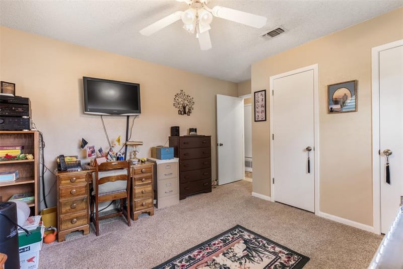 804 Holland Drive, Denison TX 75020 - Photo 32