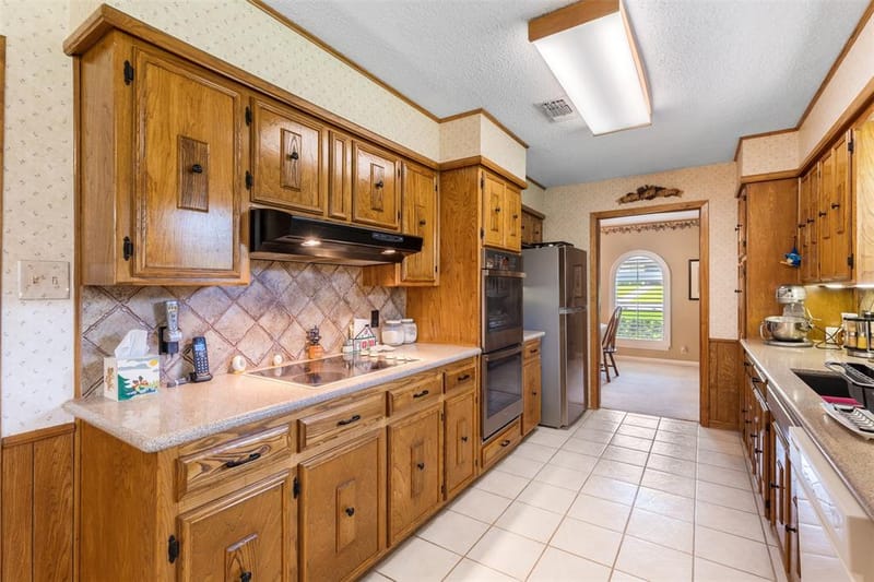 804 Holland Drive, Denison TX 75020 - Photo 15