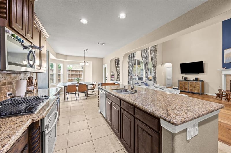 12812 Cordellera Lane, Frisco TX 75035 - Photo 13