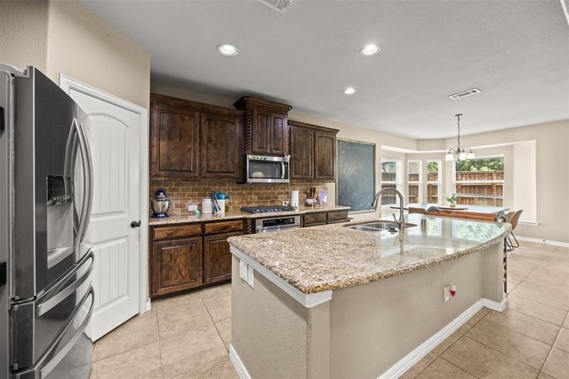 12812 Cordellera Lane, Frisco TX 75035 - Photo 11