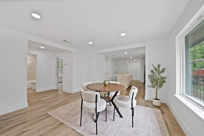 2742 Burlington Boulevard, Dallas TX 75211 - Photo 12