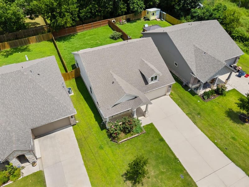 913 Sayle, Greenville TX 75401 - Photo 36