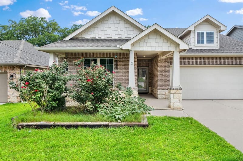913 Sayle, Greenville TX 75401 - Photo 4