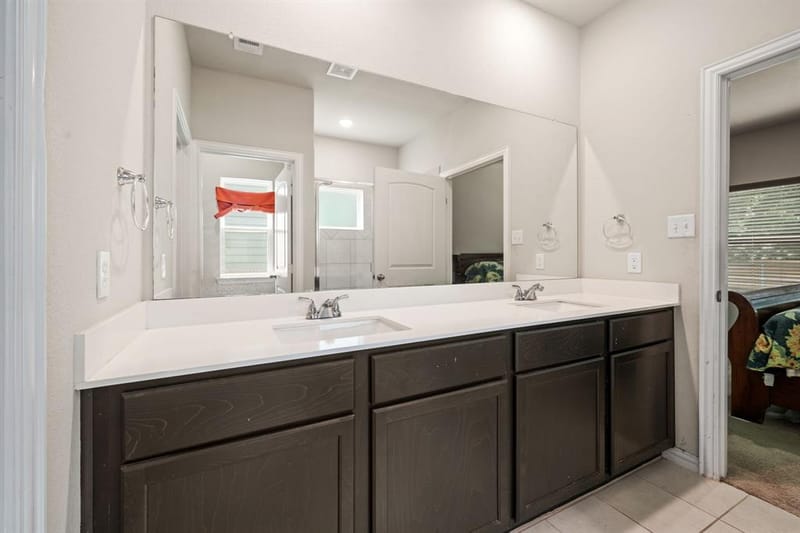 913 Sayle, Greenville TX 75401 - Photo 25
