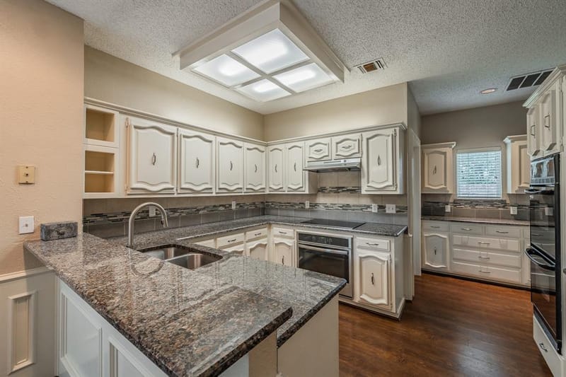 2002 Diamond Oaks Drive, Garland TX 75044 - Photo 12