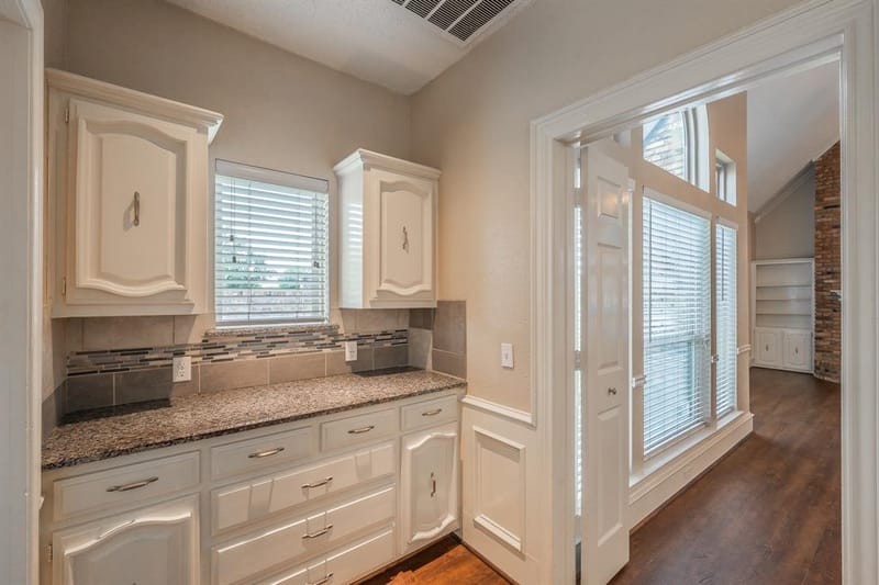 2002 Diamond Oaks Drive, Garland TX 75044 - Photo 11