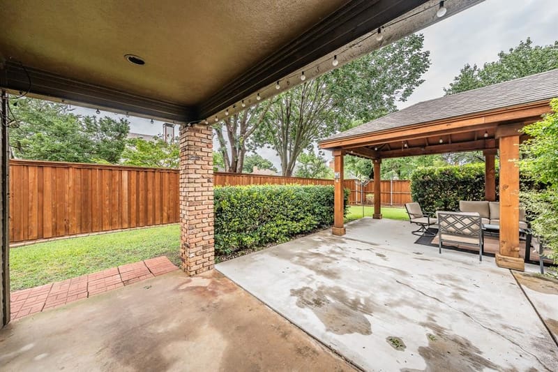 2002 Diamond Oaks Drive, Garland TX 75044 - Photo 35